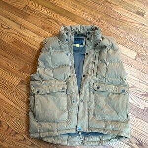 Men’s  Cabela’s vest